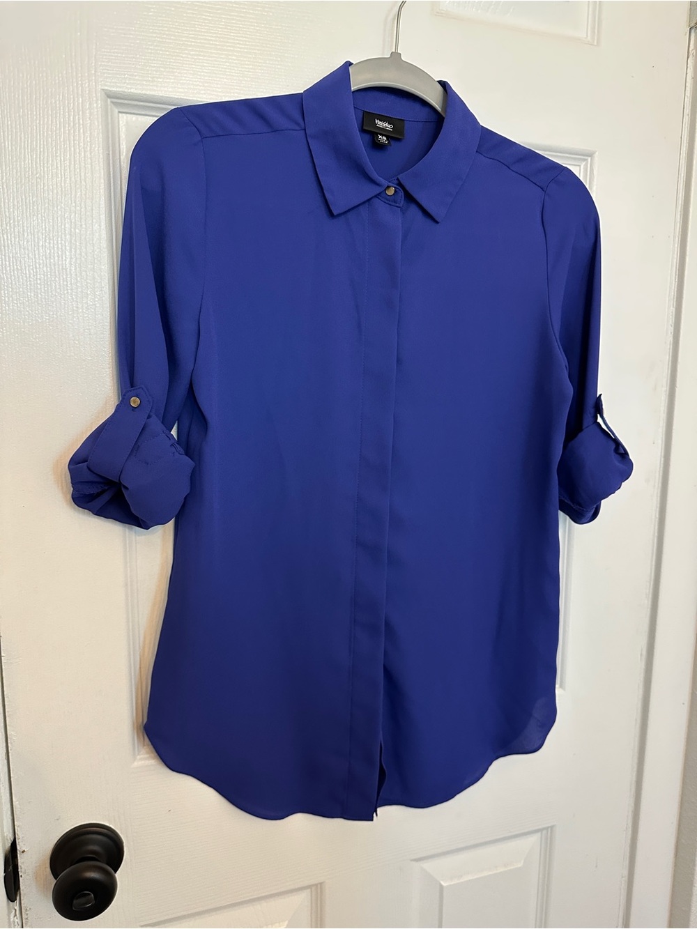 Mossimo Flowy Purple/Blue Button-Down Shirt